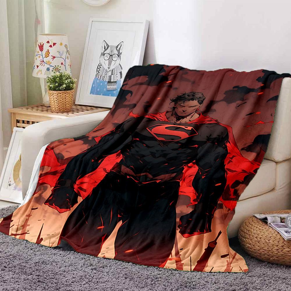 

1pc Superman black suit Flannel Blanket Soft Warm Throw for Home, Office, Travel, All-Season Cozy Bedding GiftL1100 80cmx120cm(31inx47in)