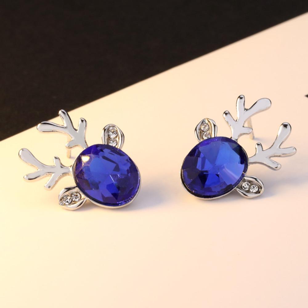 Fashionable Moose Stud Earrings with Glittering Antler Design for Women