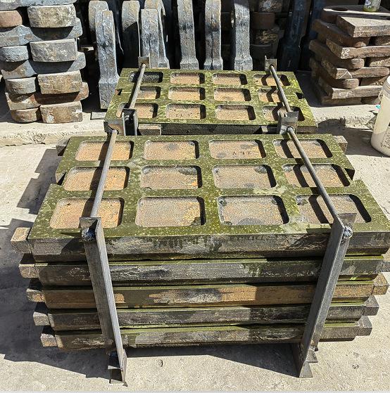 High-Manganese and High-Chromium Wear-Resistant Crusher Jaw Plate