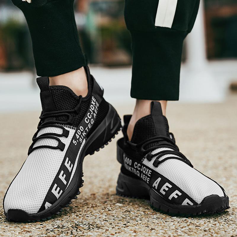 Lightweight Men Running Shoes Outdoor Flexible Male Walking Shoes Breathable Men's Sneakers Fashion Soft Casual Shoes 40-47