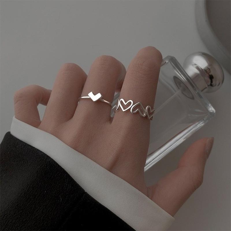 2 Pack Elegant Heart Cutout Rings Fashionable Hollow Rings Adjustable Open Rings for Dates Parties and Daily Outfits