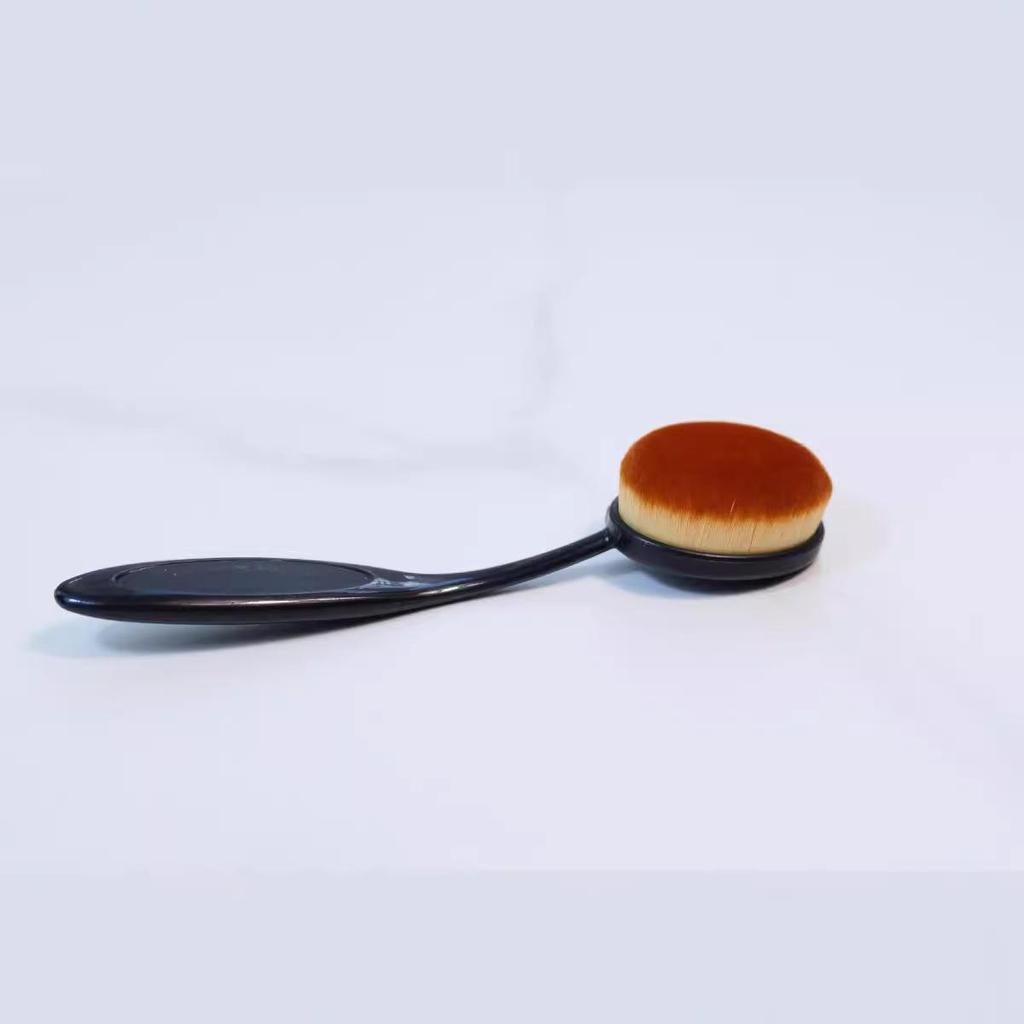 Toothbrush-Style Bendable Foundation & Makeup Brush with Soft Bristles for Wet Powder & BB Cream