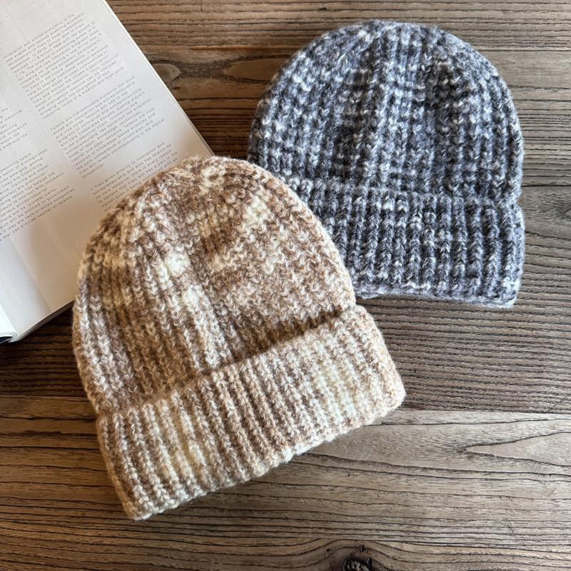 Fashion Women Colored Casual Thick Warm Knitted Hat For Winter Use Outings
