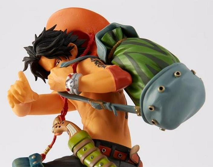 Ace Style King Vertical Office Figure Model