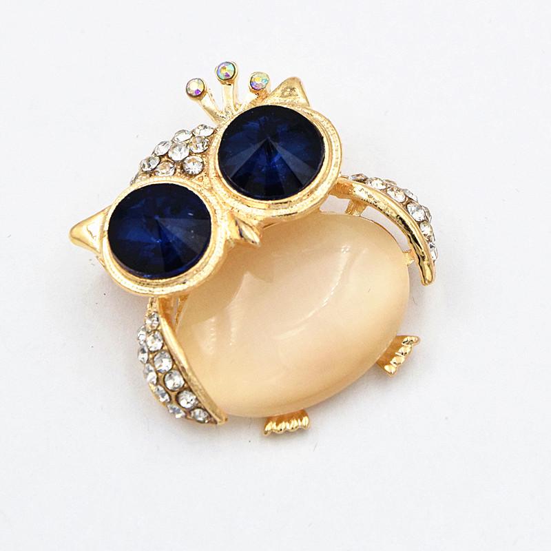 Gilded Alloy Blue Cat s Eye Owl Brooch Lapel Pin for Women
