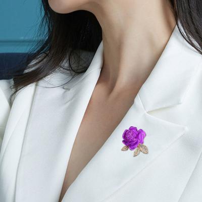 Brooch Pin 3D Rose Flower Shape Sparkling Rhinestones Inlaid Decorative Brooch Sweaters Collars Hats Bags Coats Scarves Accessory
