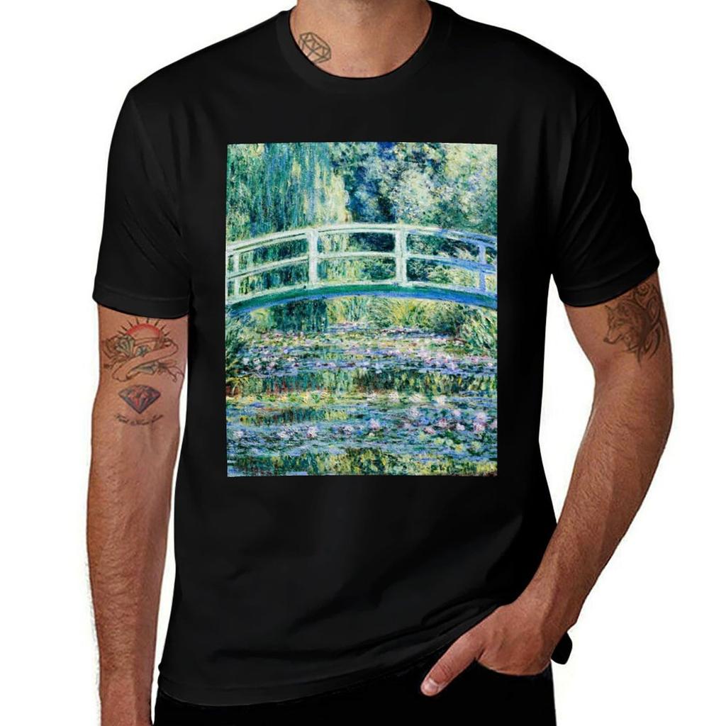 Monet Ninfee e Ponte Giapponese 1899 Maglietta Magliette Cotone 100% Maglietta Essenziale Maglietta