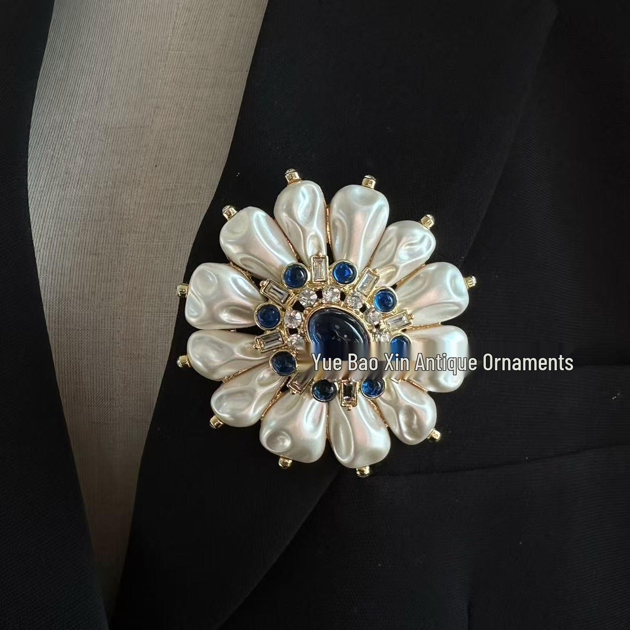 Elegant Blue Glaze Pearl Brooch: French Retro Style, High-Grade, Versatile Fashion Pin for Women