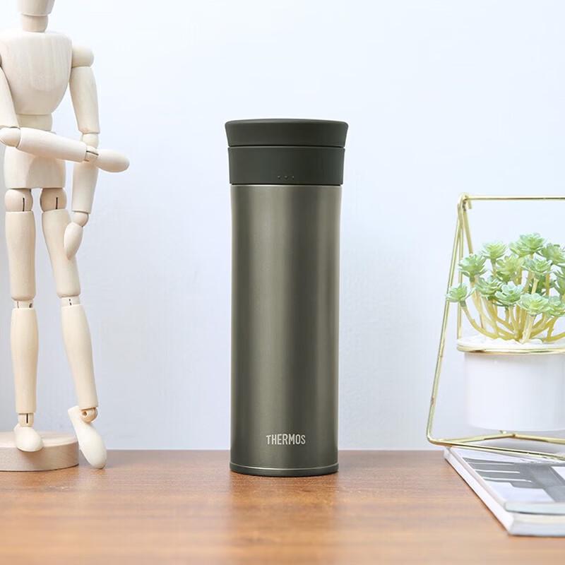 THERMOS TCTC-550 Pure Titanium Insulated Bottle