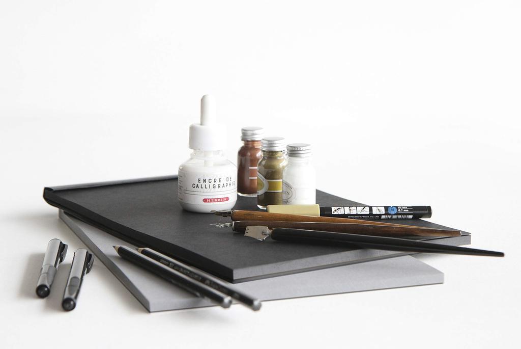 Rhodia Touch Maya Pad Black A5 Sketchbook (Black Paper, Cross-Ruled, 120g, 50 Sheets) CF116111