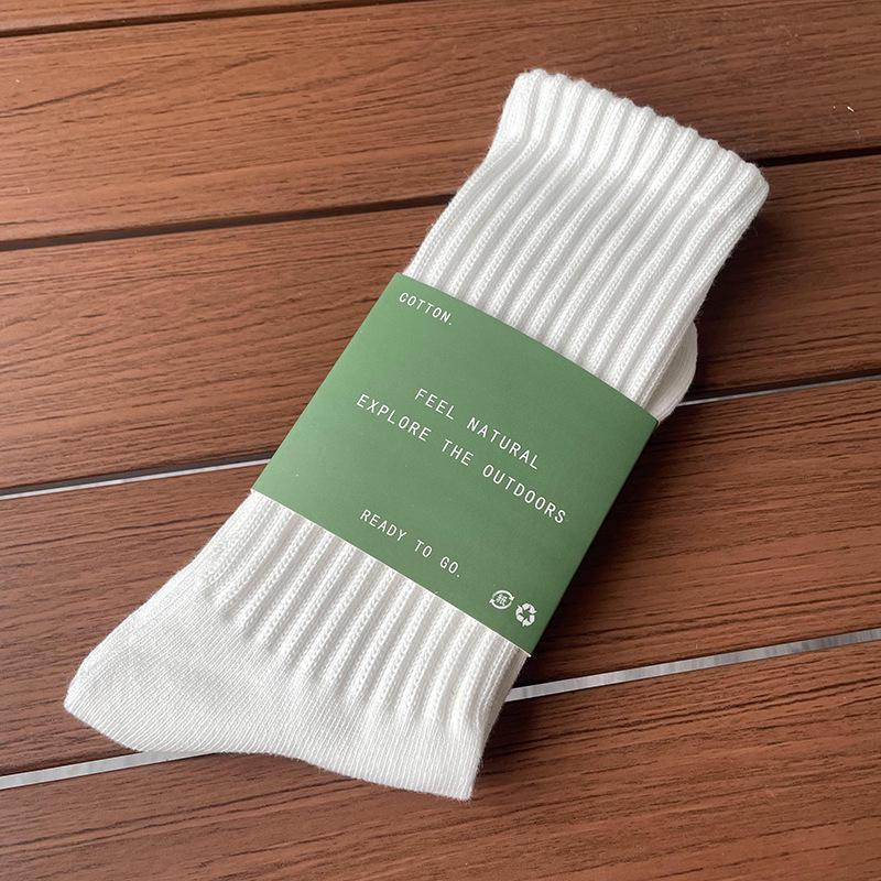 

Men s and Women s Retro Loose-Top Mid-Calf Socks in White - Thick Yarn Knit for Autumn and Winter One Size