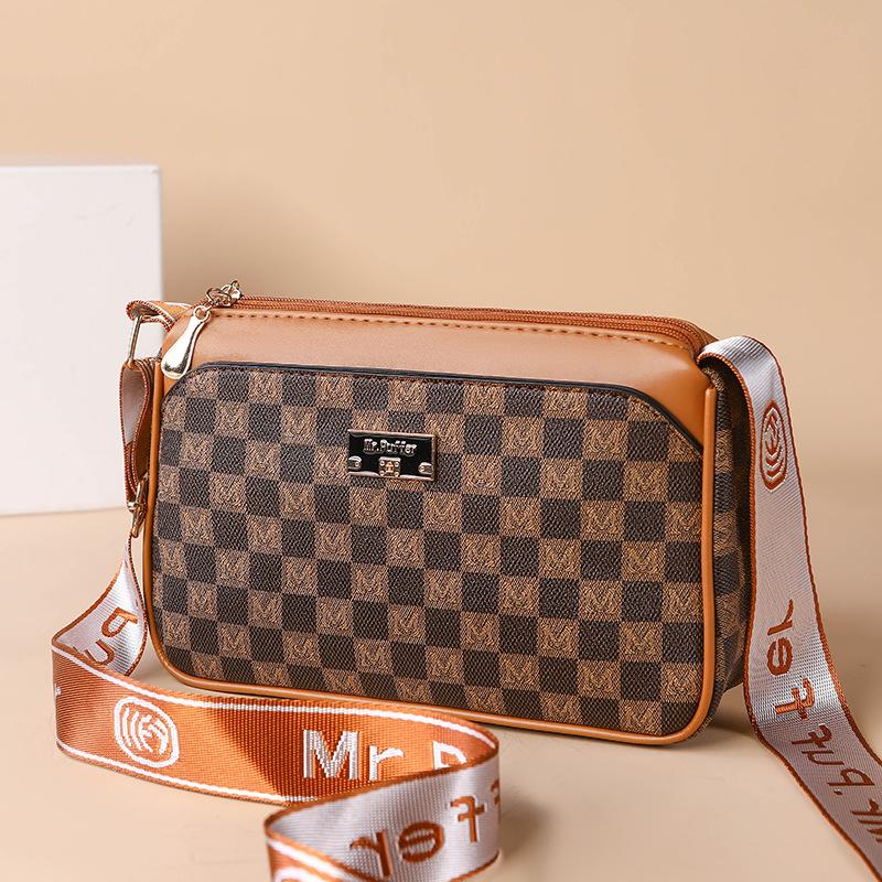 Ladies' Crossbody Bag, Fashionable and Trendy Casual Backpack, Lightweight and Versatile, Middle-aged Single-shoulder Bag