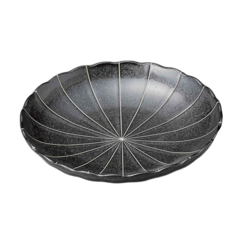 

Tokusa plate x Medium plate (black matte) Chrysanthemum-shaped 7.5-inch [23 4.3 cm]