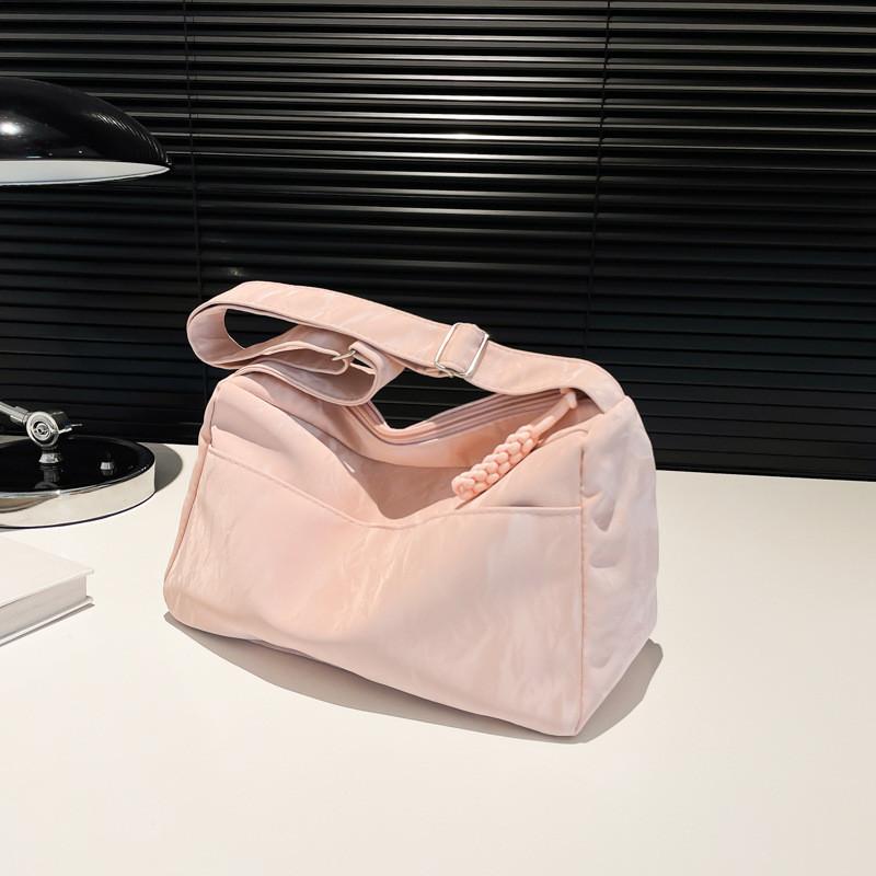 

Stylish Large Capacity Minimalist Solid Color Casual Tote Bag For Women In Black White Green Silver Pink рожевий