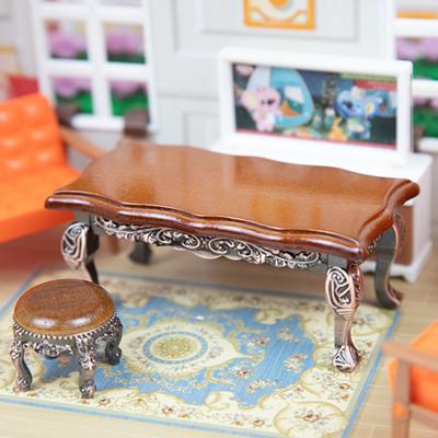 Muñecas y Peluches – Casas de muñecas y accesorios