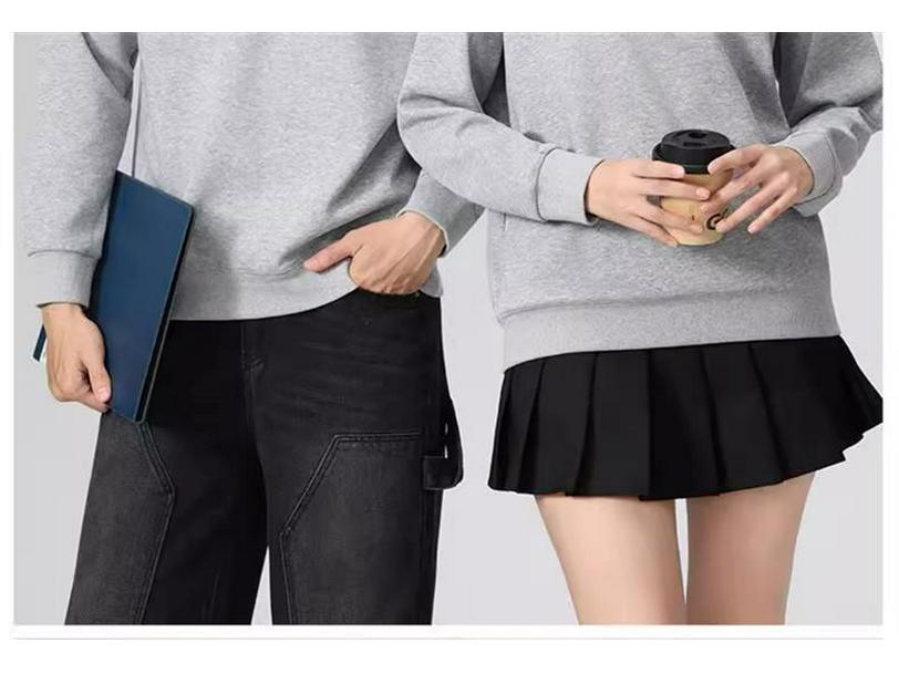 Dark Green Cotton Hoodie with Logo: Corporate Team or Class Uniform, Long Sleeve, Round Neck for Autumn/Winter.