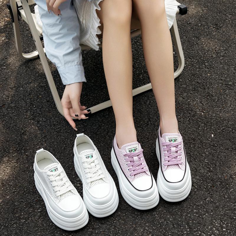 Chaussures à semelle épaisse été nouvelle augmentation de hauteur intérieure petit trou respirant chaussures de sport et de loisirs