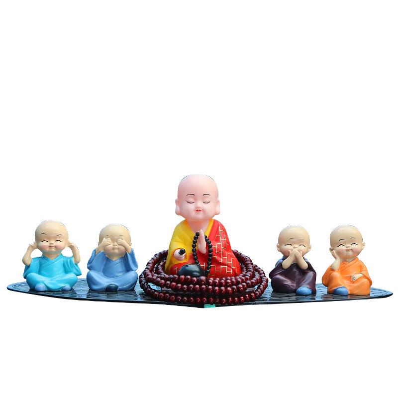 Solar-Powered Zen Monk Chanting Car Ornament: Creative Decoration for Car Interiors