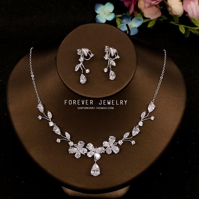 

Японский и корейский свадебный набор Циркониевое ожерелье Серьги Набор из двух предметов Свадебный головной убор Серьги Аксессуары Новый Супер Блестящий [Full zircon] necklace + ear clip eardrop