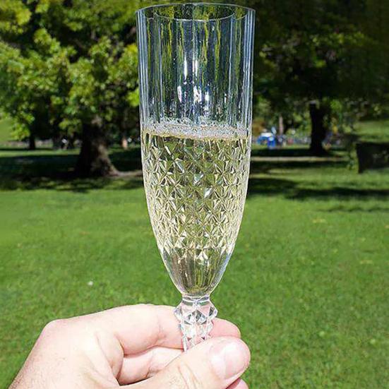 Plastic Champagne Flutes Transparent Wine Glasses Shatterproof Reusable Wine Goblets Elegant Drinkware