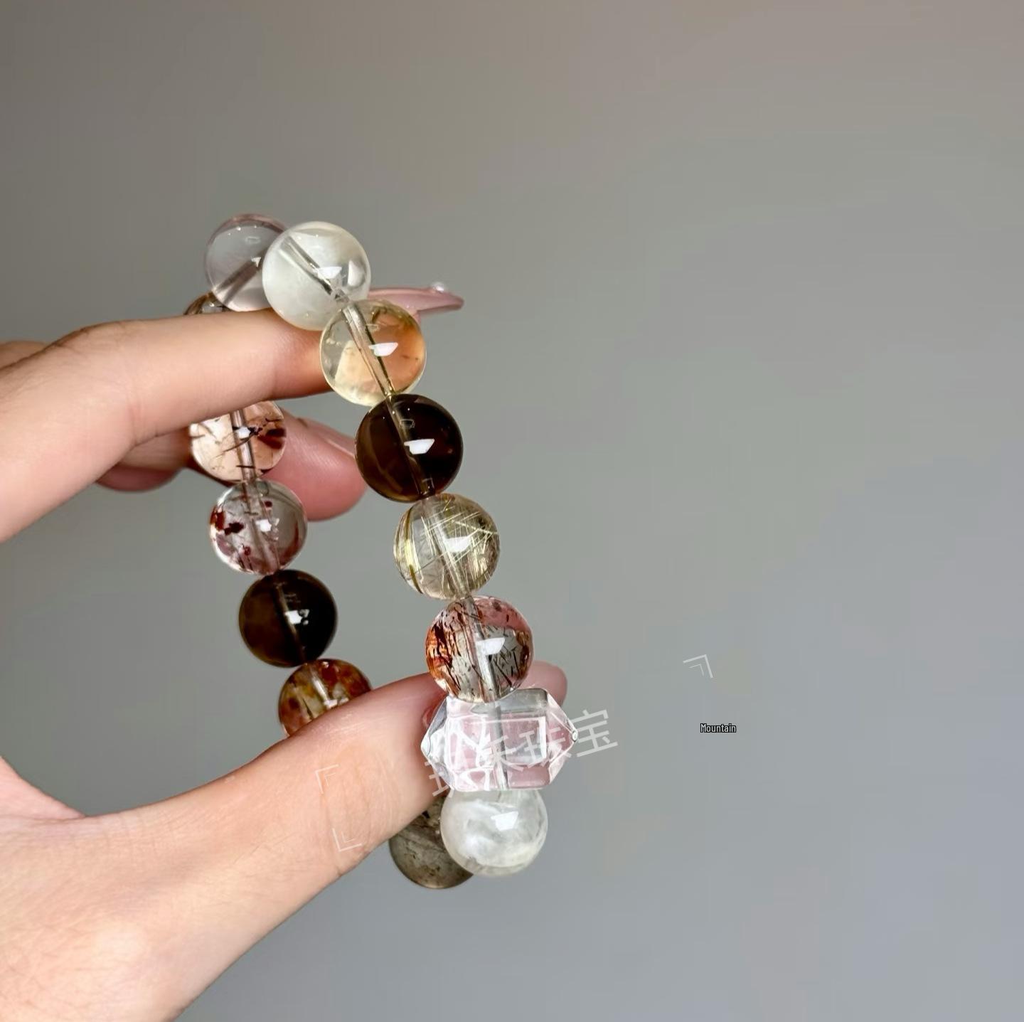 

Fortune & Wealth-Attracting Black Gold Yellow Crystal Bracelet