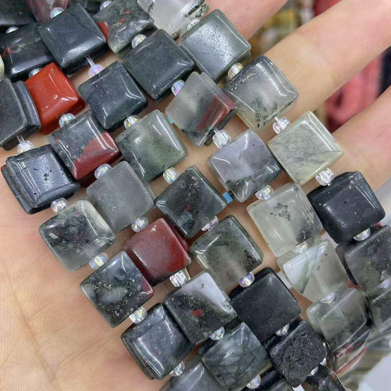 Naturstein Achat Kristall gerillte quadratische Schmuck-DIY-Accessoires, 10x10 unregelmäßige Stücke