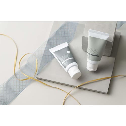 Osaji Highly Moisturizing Repair Hand Cream, 50g, Softens Skin, Gentle On Skin, Prevents Dryness, Floral Tea Tree Scent