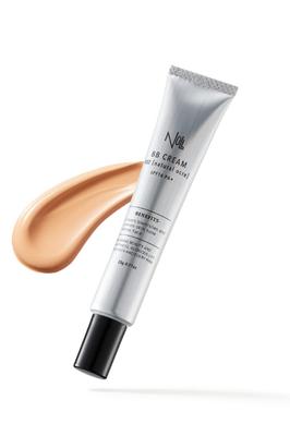 Make-up na obličej – BB a CC krémy
