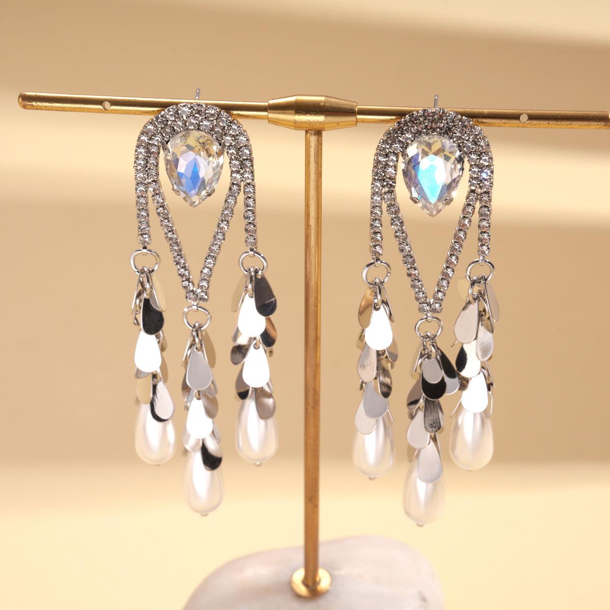 

Water Drop Tassel Earrings, Fashionable and High-end Earrings