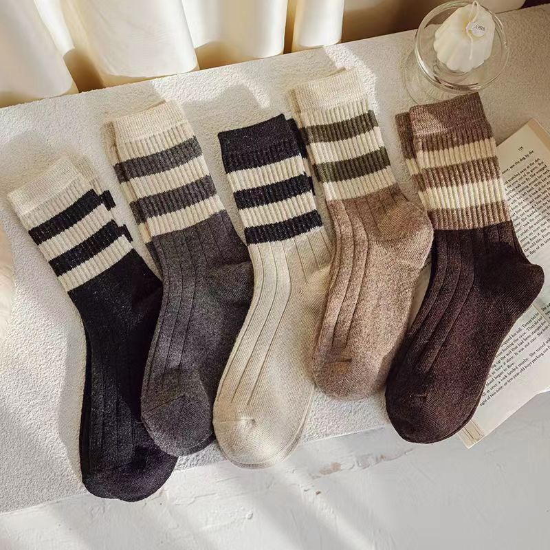 10 Pairs of Women's Autumn and Winter Socks Retro Thick Striped Tube Stack Socks