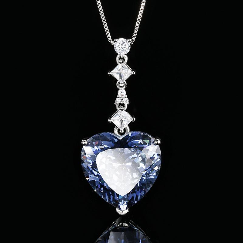 Autumn And Winter Jewelry Dry Rose Retro Big Heart Pendant Necklace Main Stone 20 * 20