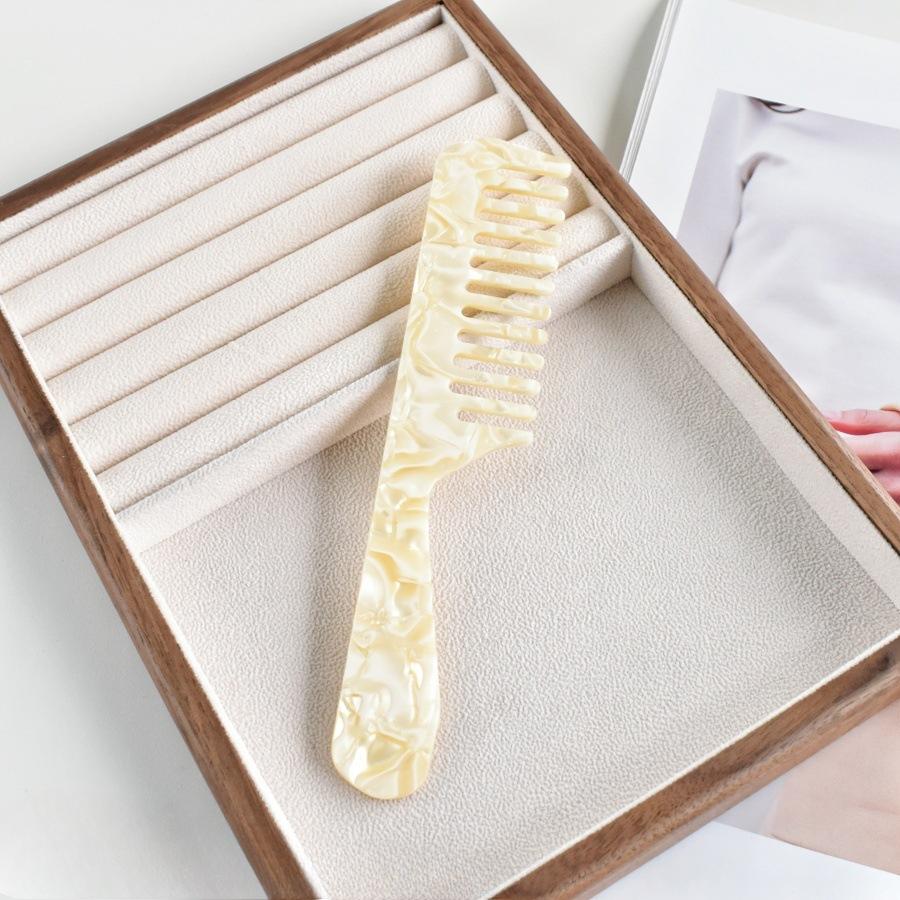 Acetic Acid Wide Teeth Comb Long Handle Women Girls Smooth Hair Comb Portable Traveling Styling Comb Comfortable Holiday Gifts