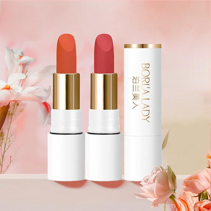 Lehká matná rtěnka odolná proti otiskům pro studenty, bělící a dlouhotrvající