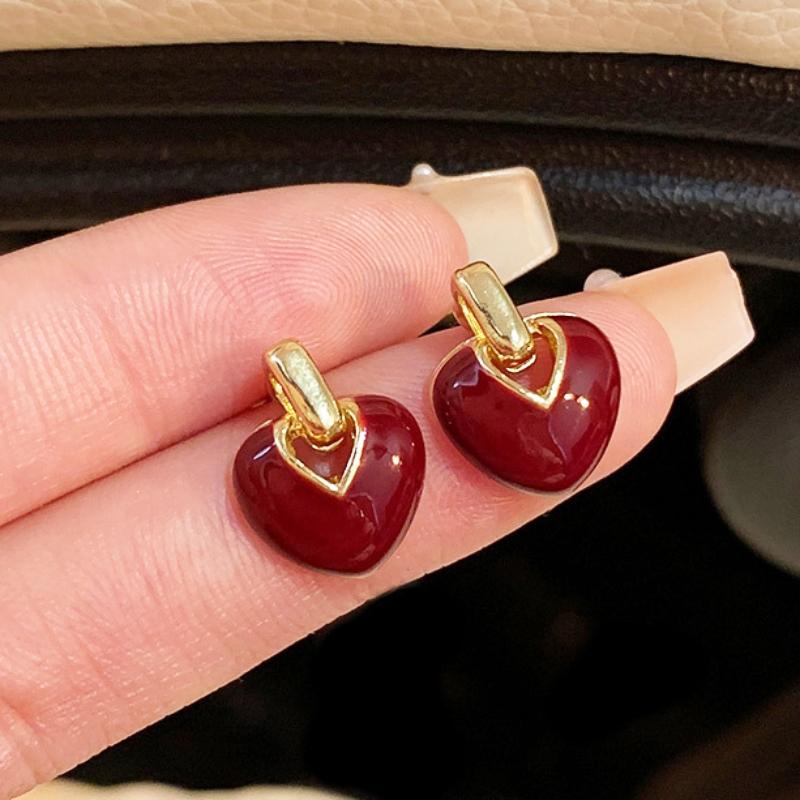 Wine Red Heart Stud Earrings for Women Sweet Lovely Small Earrings Colored Glaze Female Party Ear Decor femme orecchini