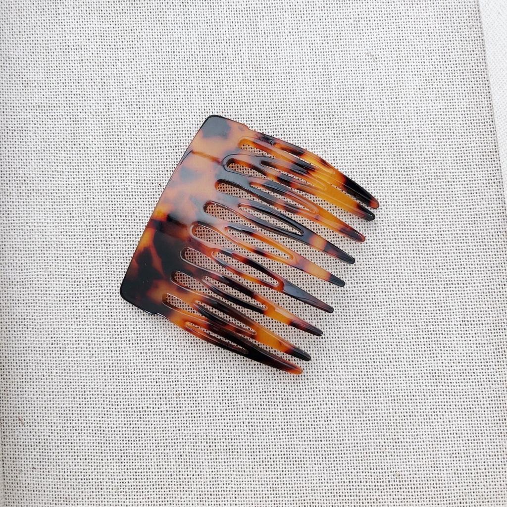 Fashionable leopard print without damaging hair, hair comb with reverse insertion - retro style, suitable for daily use