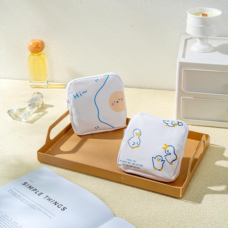 Large Cute Handbag for Student Sanitary Napkin Storage - Portable Menstrual Carry-on