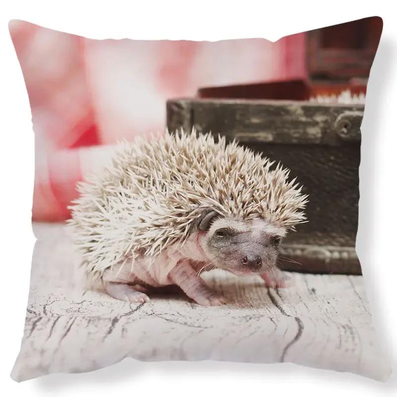 Home Living Room Cushion Covers Lovely Little Hedgehog Design Adornment Sofa Holds Pillowcase 45*45cm