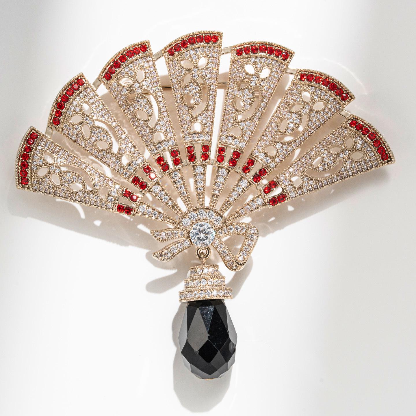 

Серебряная брошь в стиле ретро в форме веера для ханьфу, ципао