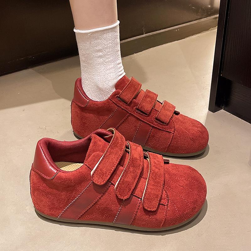 2025 autumn new retro matte leather fashion versatile German training shoes genuine leather Velcro ugly cute big head casual board shoes