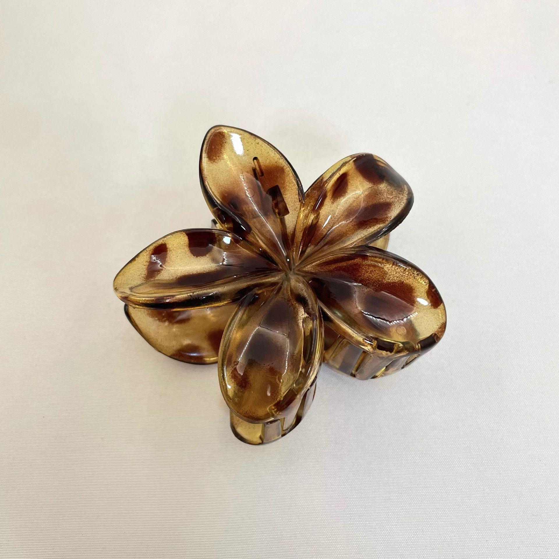 

1pc Fashion New Leopard Grab Clip Hair Volume Flowers Back of Head Hair Claw Hair Clips Headwear Valentine s Day one-size