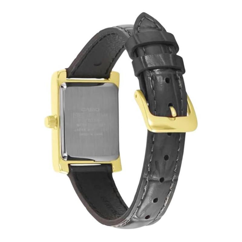 

CASIO G-SHOCK series 30 meters waterproof Quartz leather strap women s watch silver dial LTP-1234PGL-7A2EF серебряный