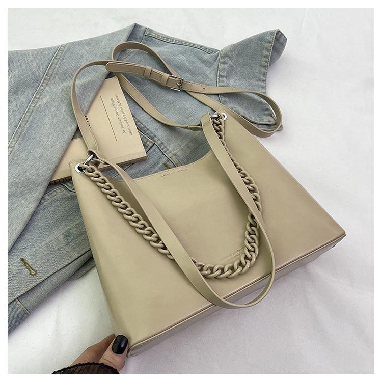 2025 summer new fashion versatile chain shoulder women's bag niche design high-end tote bucket messenger bag