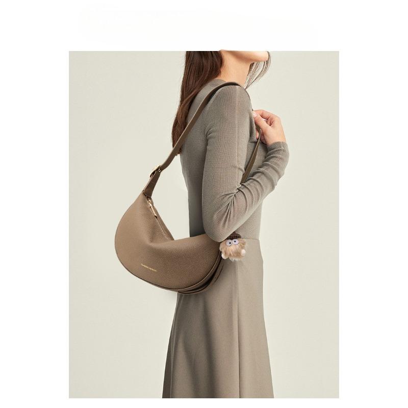 Real Leather Dumpling Bag for Women's New Summer Fashion Crossbody Bag Niche Saddle Bag
