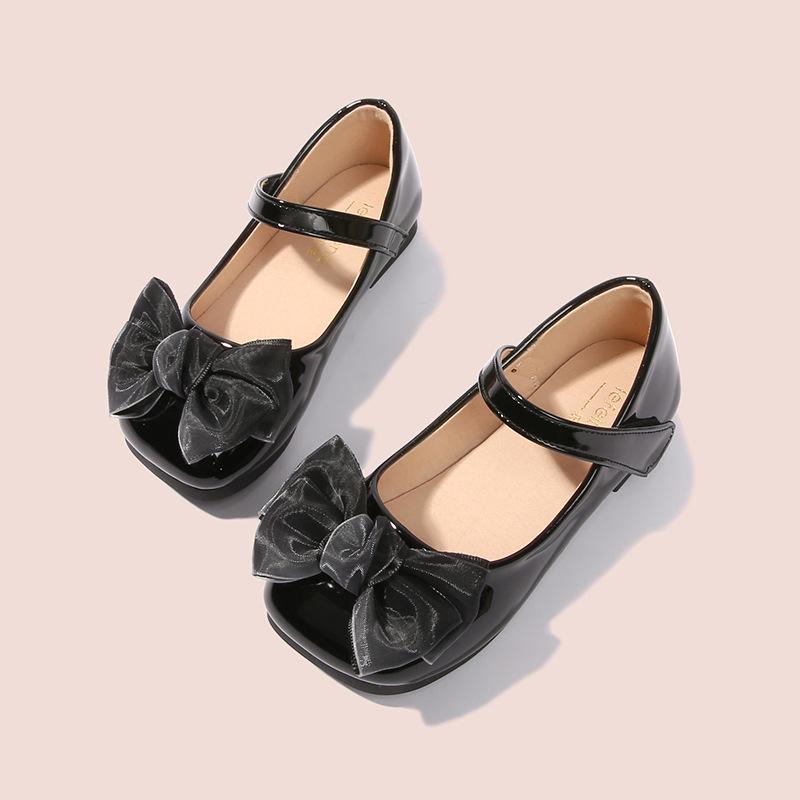 Dziewczęce Czerwone Skórzane Buty Wiosna i Jesień Nowe Buty Księżniczki z Kokardą Buty do Występów dla Dzieci Miękka Podeszwa Buty dla Niemowląt