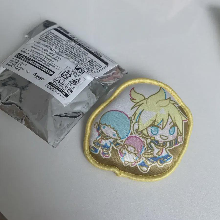 

Pseka Prosecca Sanrio Collaboration First Lottery Kuji Kagamineren Cushion Badge