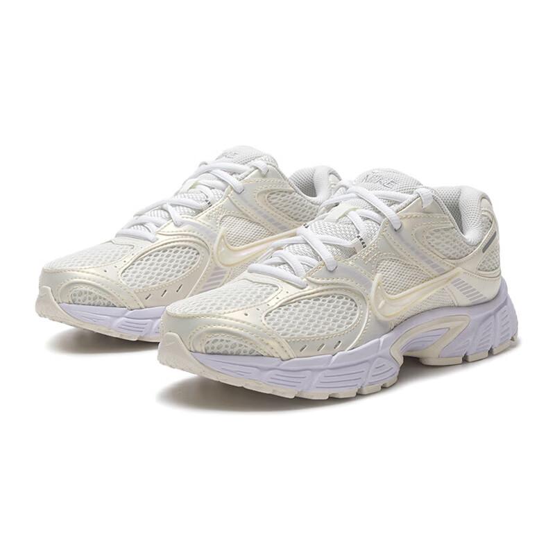 Nike Wmns V5 RNR Women's Pearlescent Beige White Metallic Silver IH6355-047
