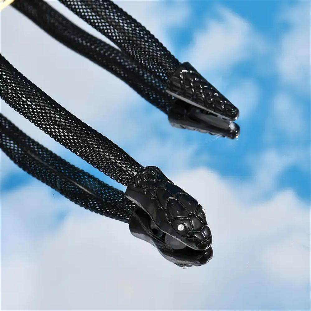 Fashion Exaggerated Snake-Shaped Arm Chain Retro Twisted Alloy Arm Bracelet Punk Gothic Armband Cuff Body Chain Accessories