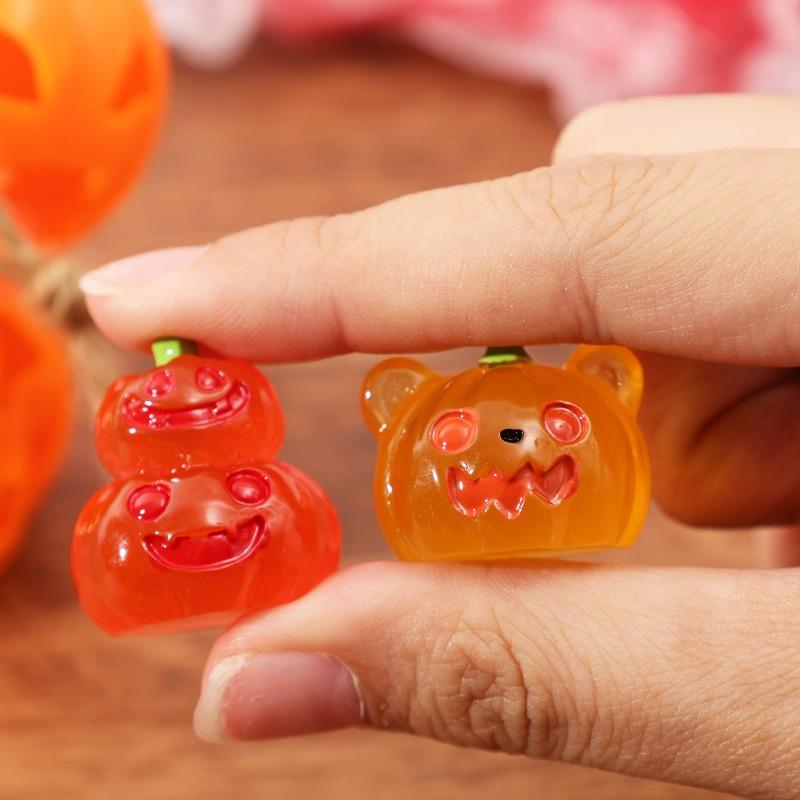 8PCS Spooky Halloween Luminous Pumpkin Ghost Mini Glow In The Dark Resin Craft Statues Vivid Color Home Party Display Kids