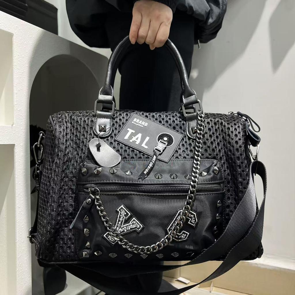 Hot Selling Women's Mesh Splicing Handbag with Rivet Chain, Personalized and Fashionable Street Shoulder Bag