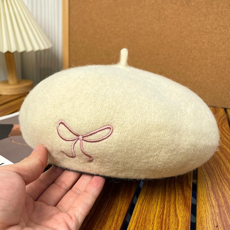 Autumn and Winter Cute Bow Embroidered Woolen Beret Simple and Versatile Japanese Style Sweet Style Painter Hat